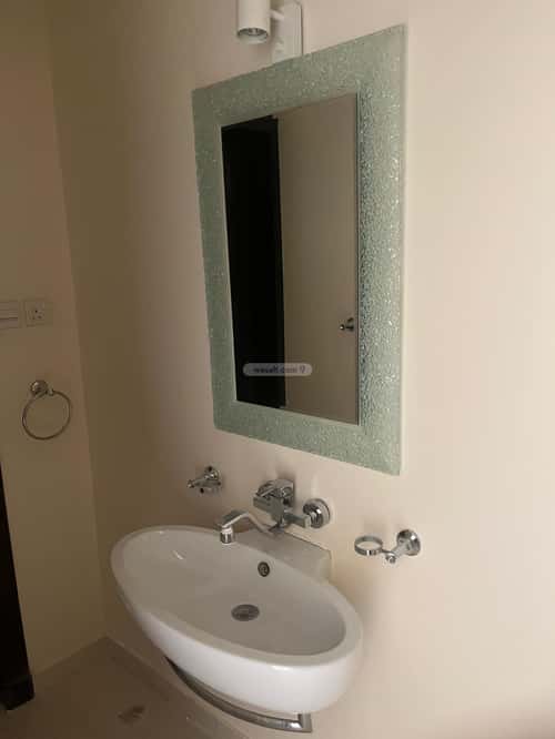 apartment in Al Quds 4