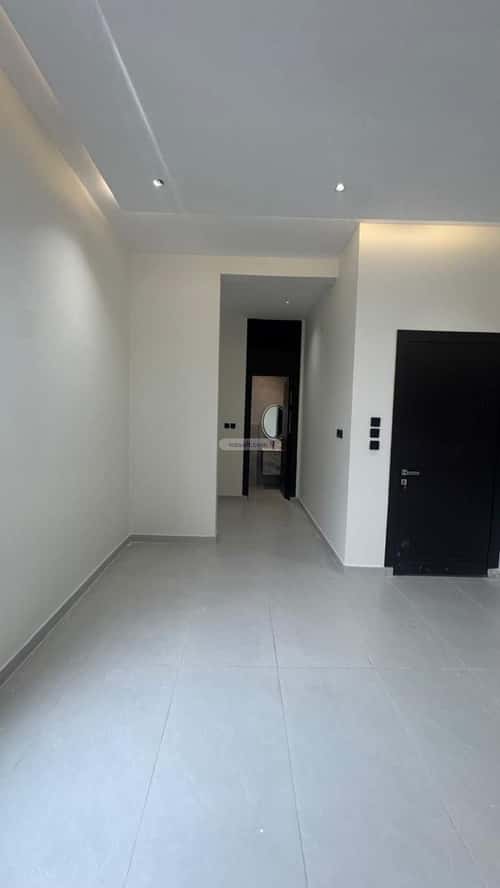 5 bedroom floor in Al Janadriyah 5