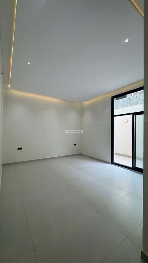 5 bedroom floor in Al Janadriyah 5