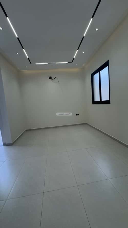5 bedroom floor in Al Janadriyah 6