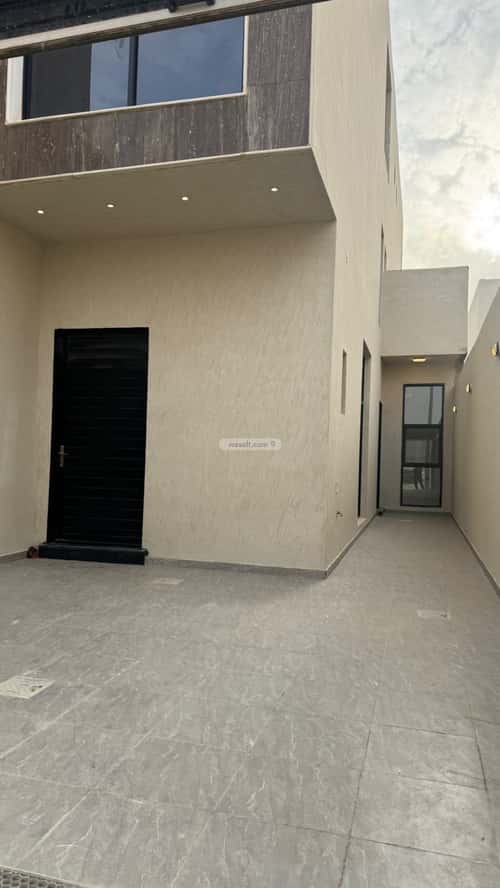 5 bedroom floor in Al Janadriyah 8