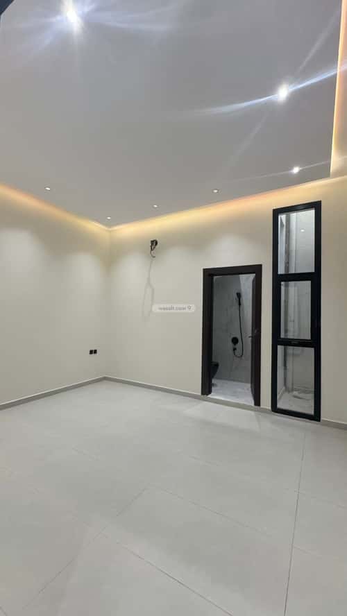 5 bedroom floor in Al Janadriyah 3