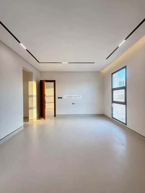 5 bedroom villa in Al Mahdiyyah 2