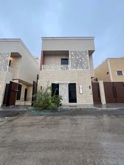 6 bedroom villa in Al Mahdiyyah 3