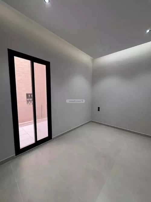 5 bedroom villa in Al Mahdiyyah 1