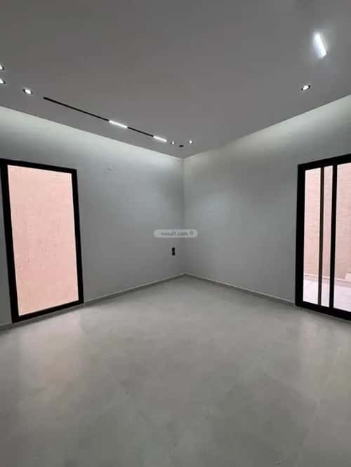 5 bedroom villa in Al Mahdiyyah 4