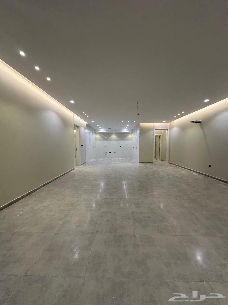 7 bedroom villa in Al Buhayrat 22