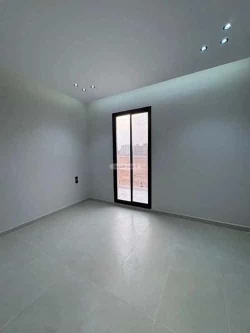 5 bedroom villa in Al Mahdiyyah 5
