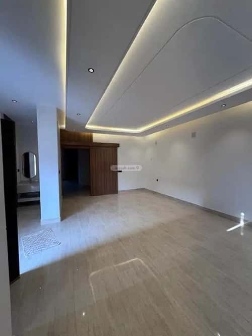 5 bedroom villa in Al Mahdiyyah 10