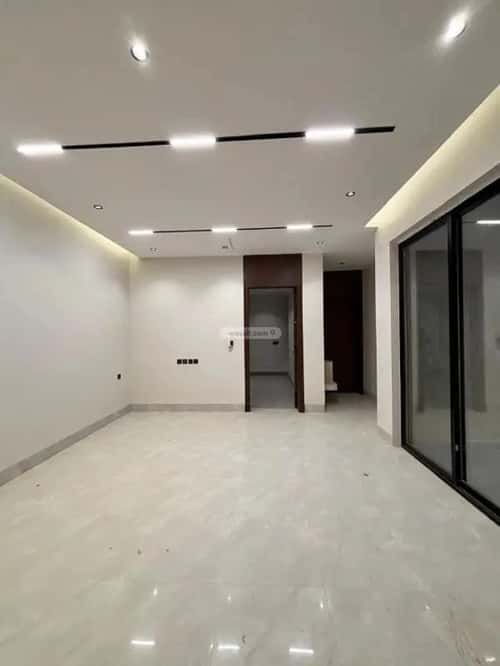 5 bedroom villa in Al Mahdiyyah 4