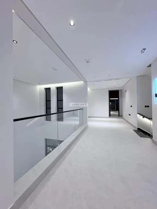 5 bedroom villa in Al Mahdiyyah 6