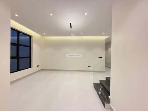 5 bedroom villa in Al Mahdiyyah 2