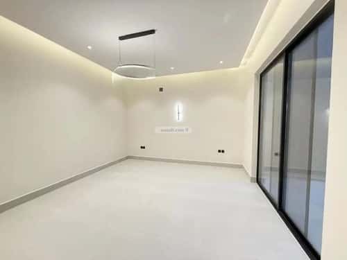 5 bedroom villa in Al Mahdiyyah 3