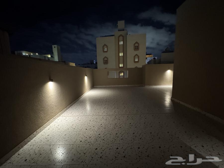 فيلا 8 غرف في البحيرات 15