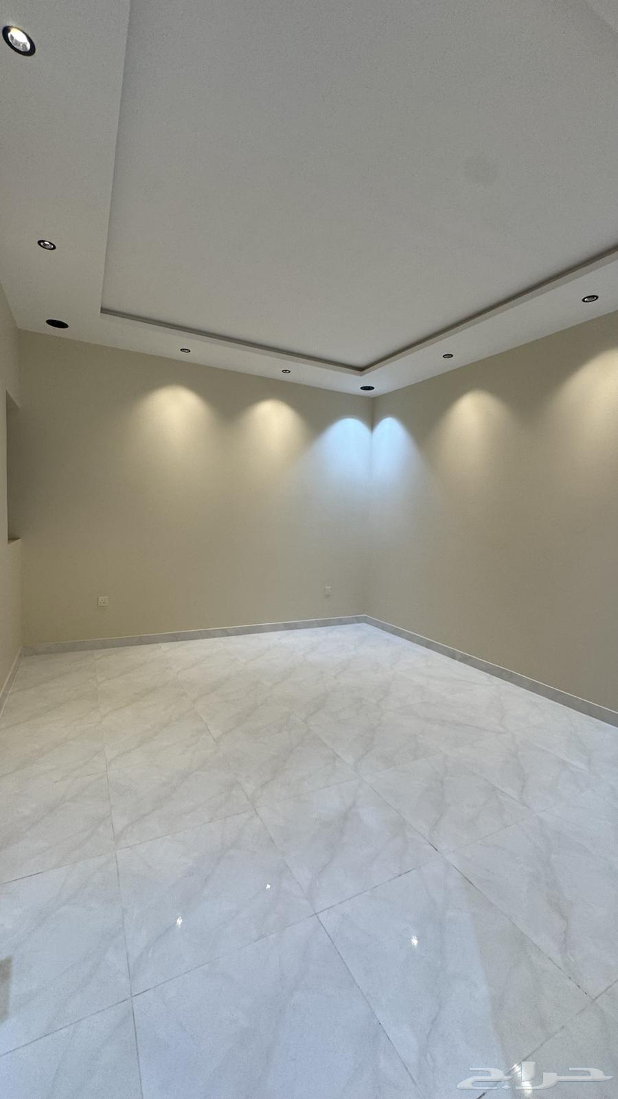 6 bedroom villa in Wali Al Ahd 12