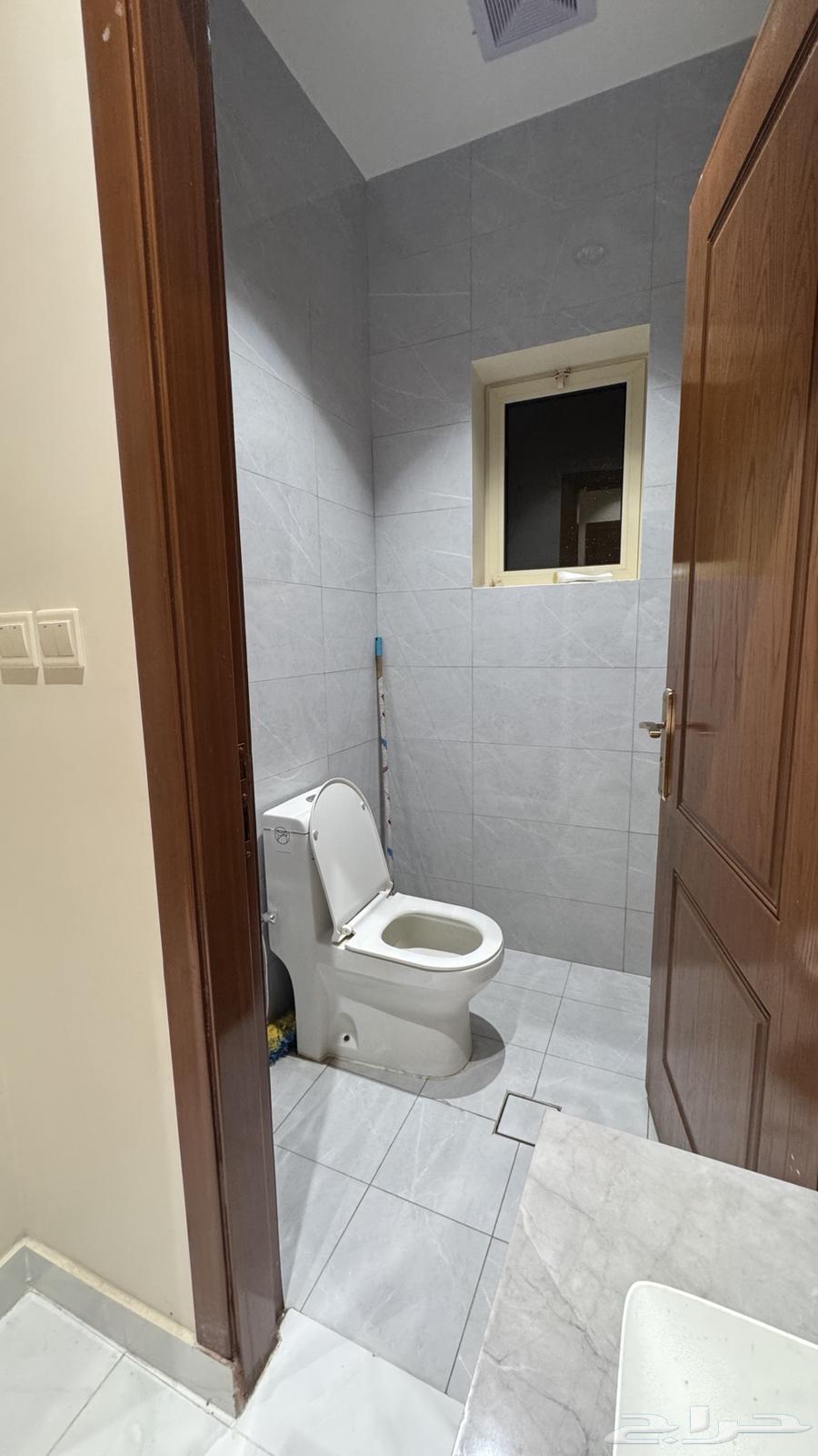 6 bedroom villa in Wali Al Ahd 8