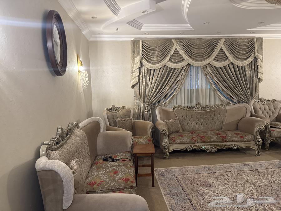 13 bedroom apartment in Al Khalidiyyah 11