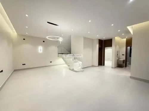 5 bedroom villa in Al Mahdiyyah 2