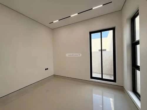 5 bedroom villa in Al Mahdiyyah 3