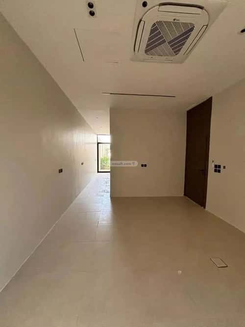 6 bedroom villa in Al Mahdiyyah 8