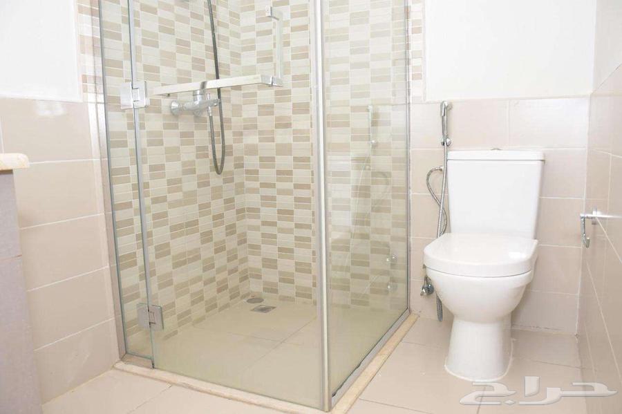 5 bedroom villa in Al Murooj 12