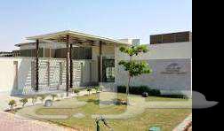 5 bedroom villa in Al Murooj 24