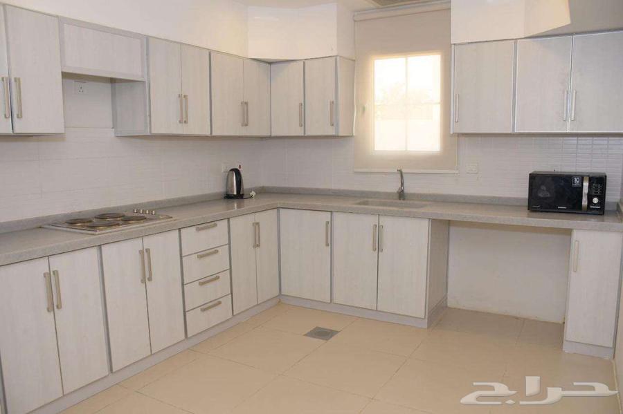 5 bedroom villa in Al Murooj 7