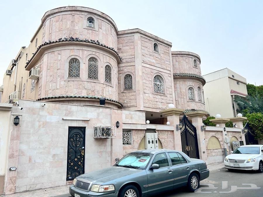 8 bedroom villa in Wali Al Ahd 2