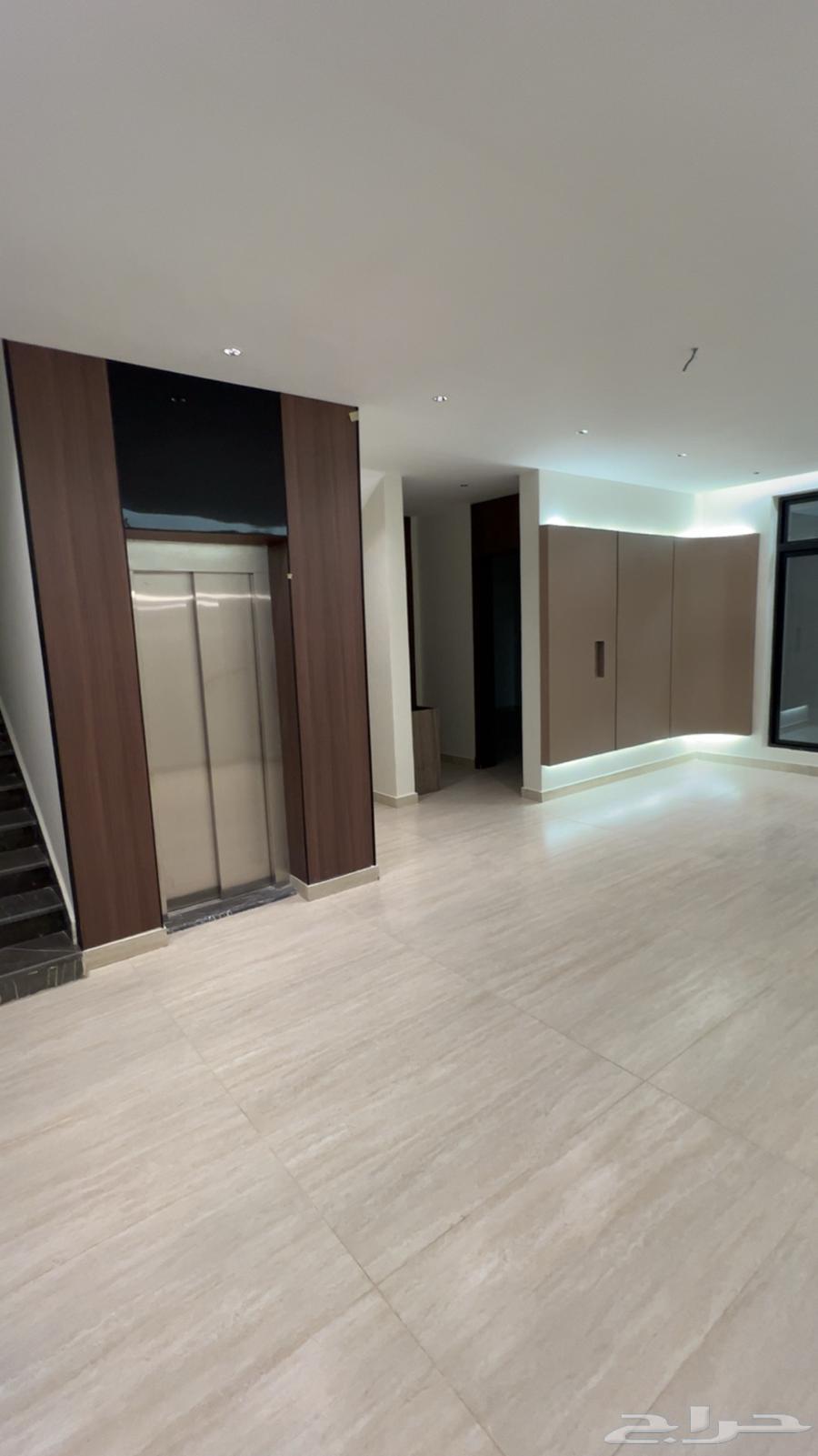 7 bedroom villa in Al Sharayea 4