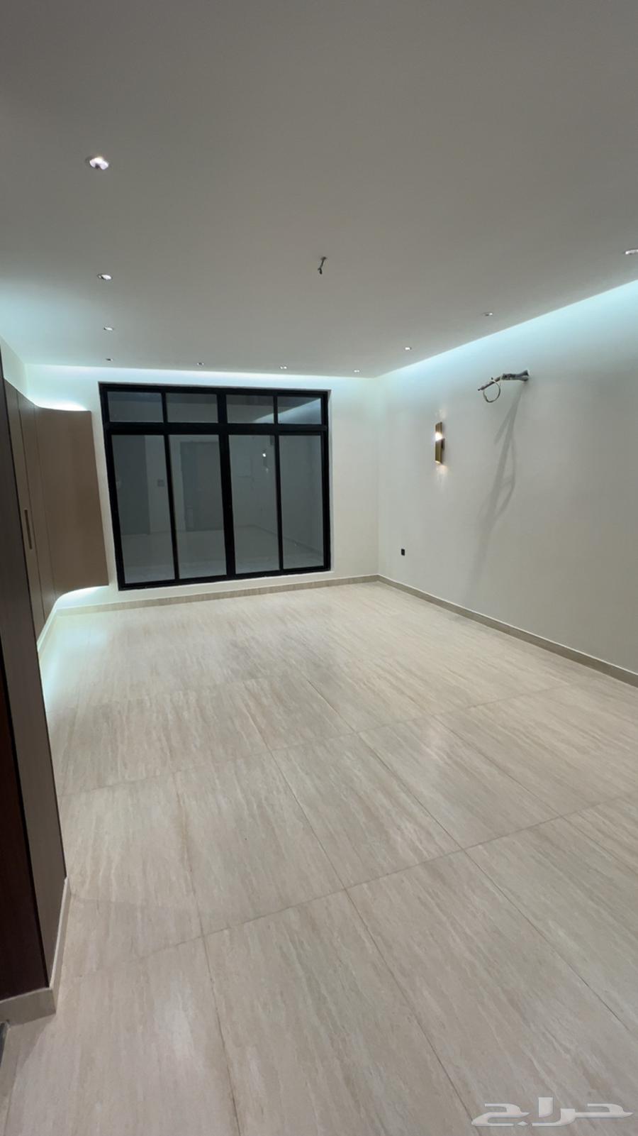7 bedroom villa in Al Sharayea 5