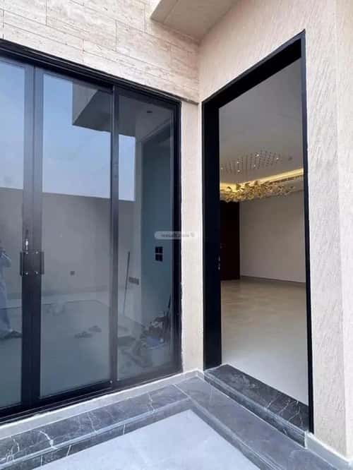 6 bedroom villa in Al Mahdiyyah 2