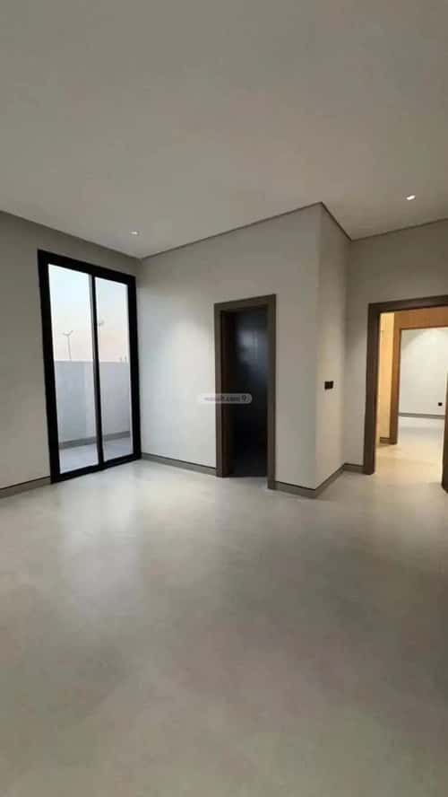 5 bedroom villa in Al Mahdiyyah 4