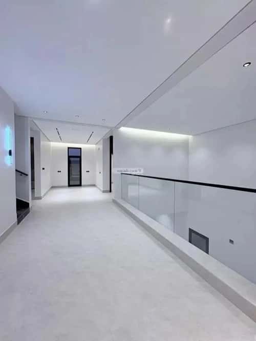 5 bedroom villa in Al Mahdiyyah 3