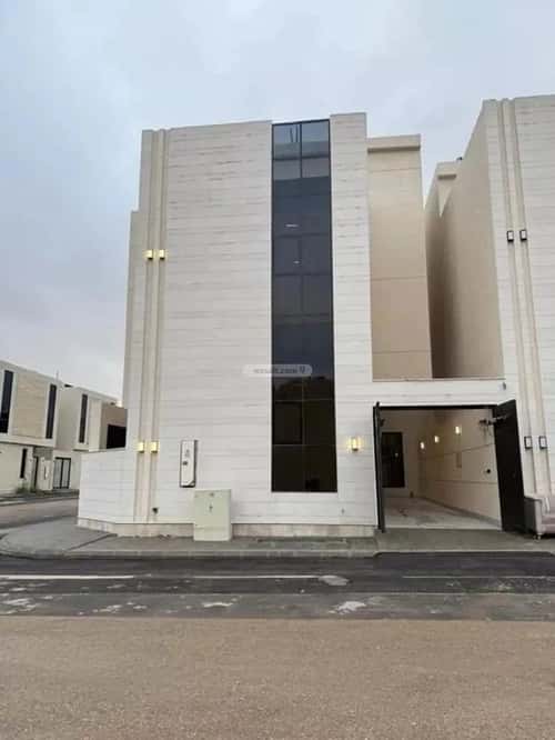 6 bedroom villa in Al Mahdiyyah 2