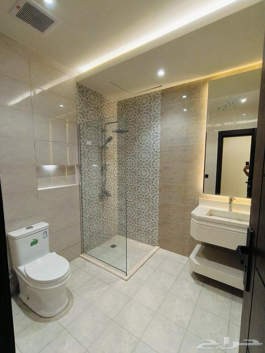 8 bedroom villa in Al Ukayshiyyah 14