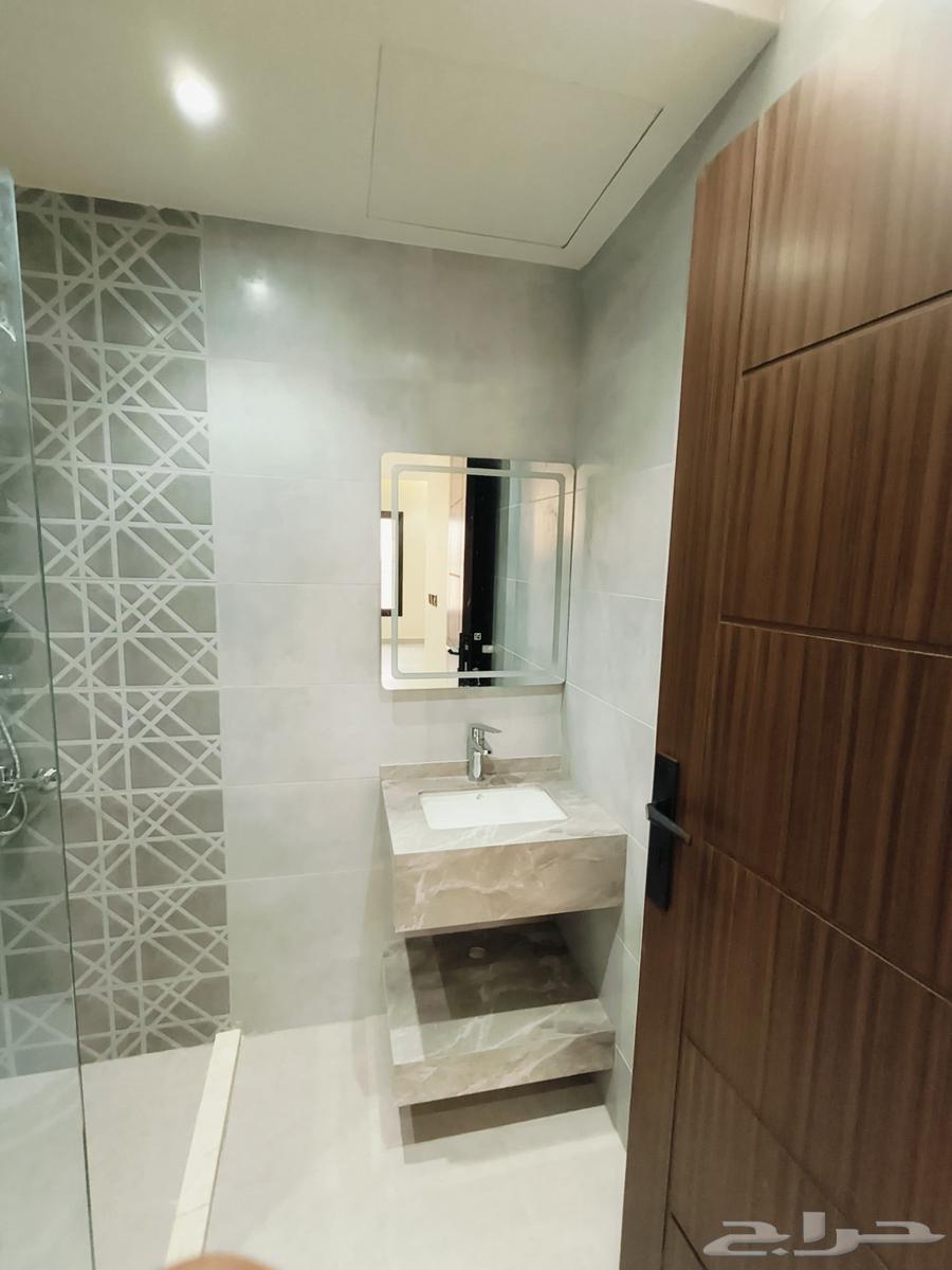 8 bedroom villa in Al Ukayshiyyah 21