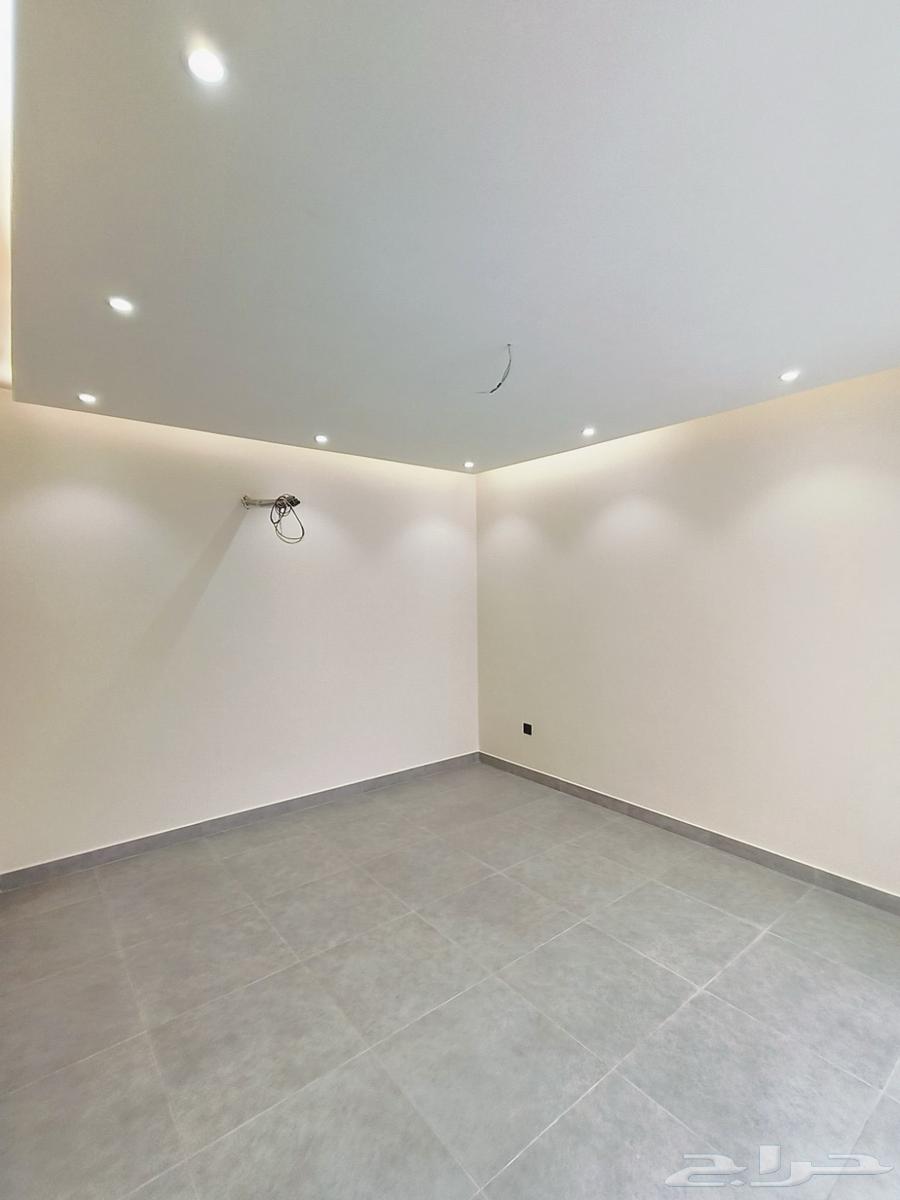8 bedroom villa in Al Ukayshiyyah 39