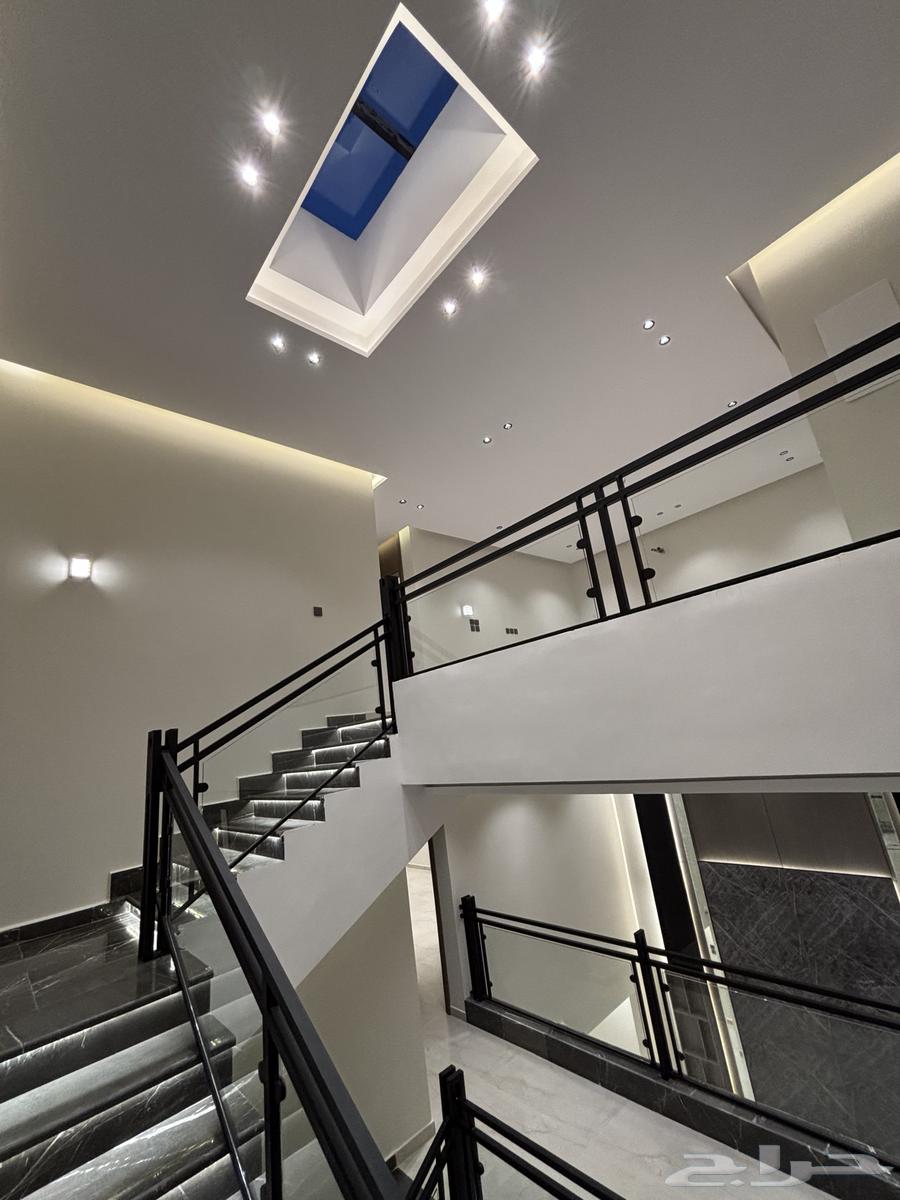 8 bedroom villa in Wali Al Ahd 14