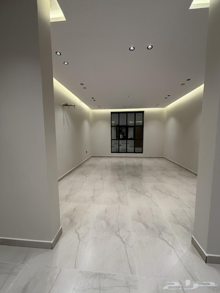 8 bedroom villa in Wali Al Ahd 4