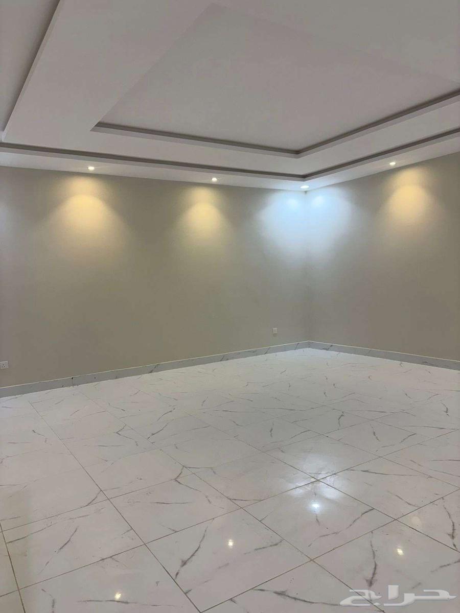 4 bedroom villa in Wali Al Ahd 11