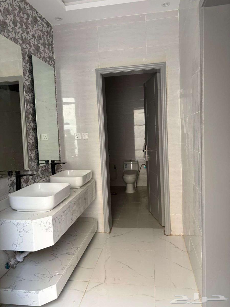4 bedroom villa in Wali Al Ahd 4