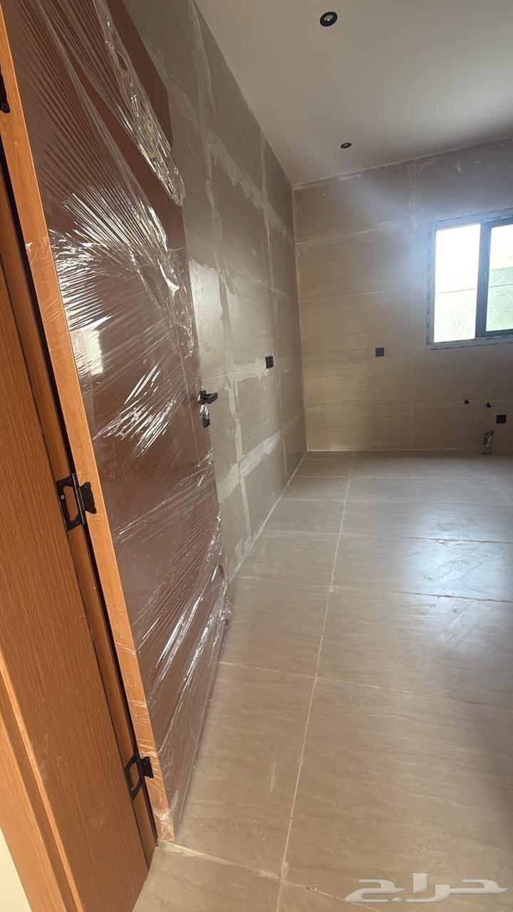 5 bedroom villa in Wali Al Ahd 14