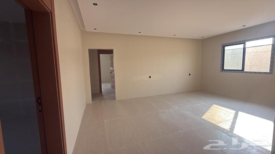 5 bedroom villa in Wali Al Ahd 9