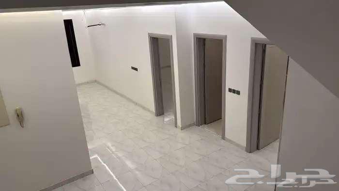 8 bedroom villa in Al Ukayshiyyah 4