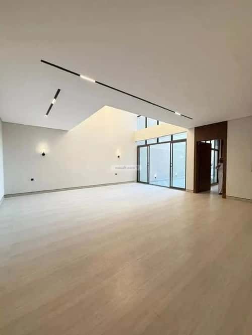 6 bedroom villa in Al Mahdiyyah 9