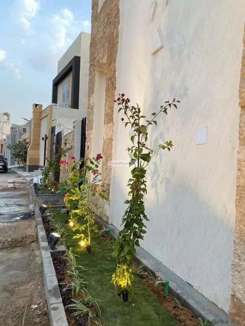 6 bedroom villa in Al Mahdiyyah 3