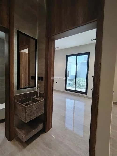 5 bedroom villa in Al Aridh 2