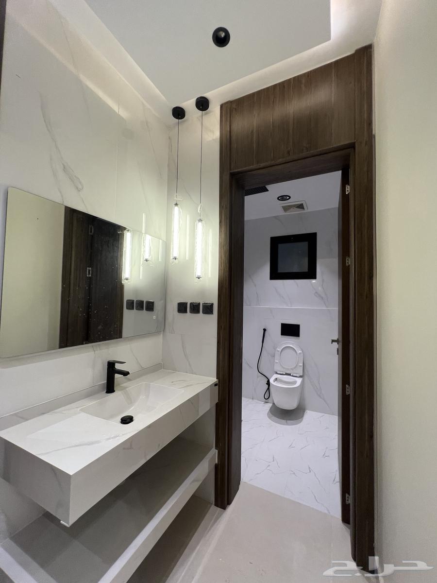 8 bedroom villa in Wali Al Ahd 13