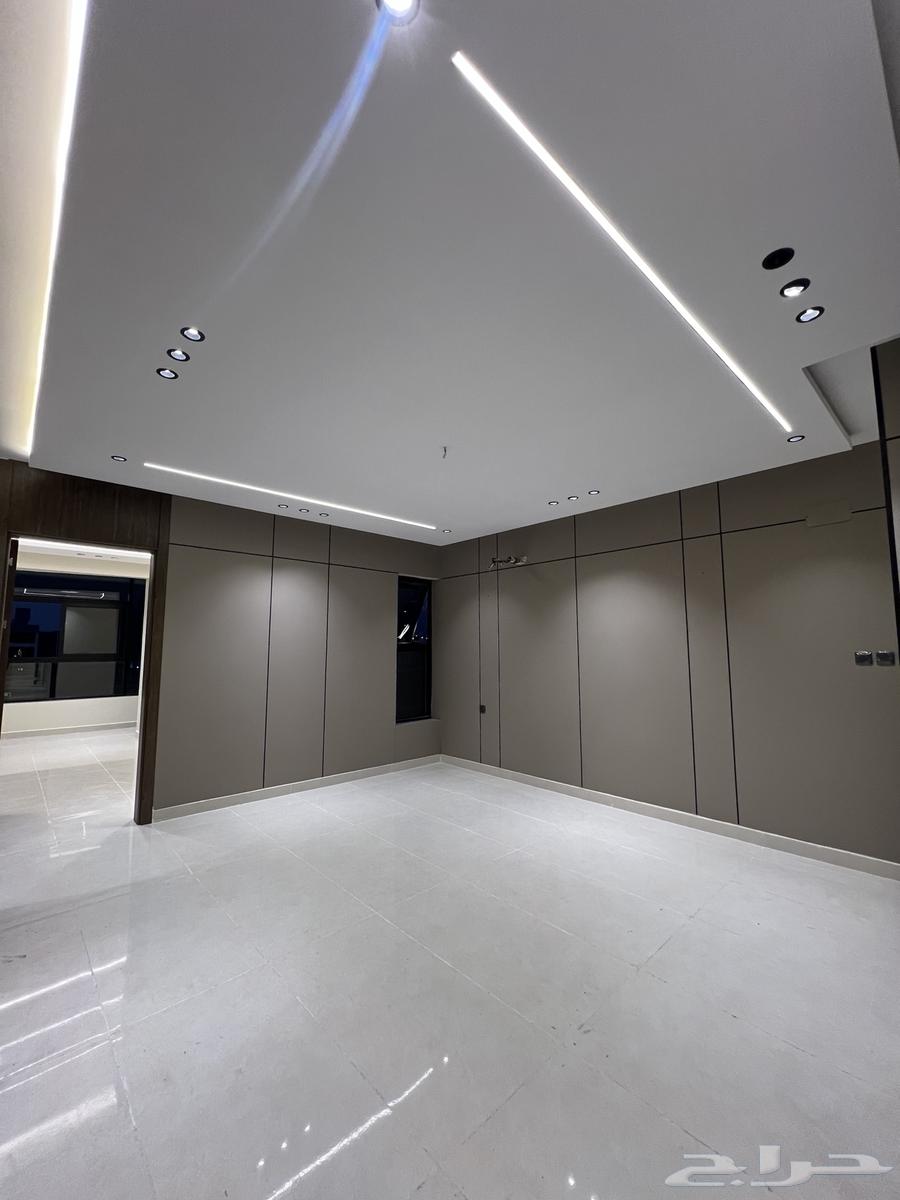 8 bedroom villa in Wali Al Ahd 7
