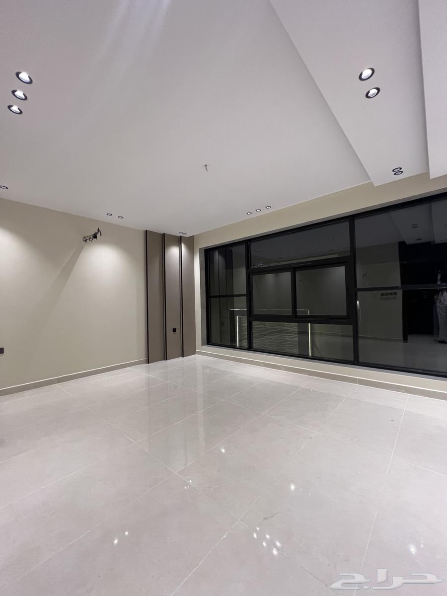 8 bedroom villa in Wali Al Ahd 10